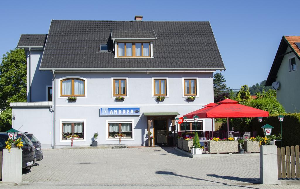 Gaestehaus Cafe Andrea Koeflach Ngoại thất bức ảnh