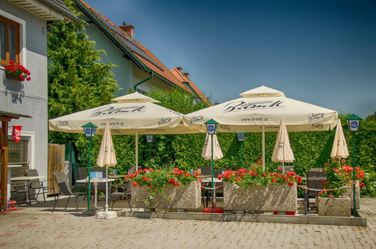 Gaestehaus Cafe Andrea Koeflach Ngoại thất bức ảnh